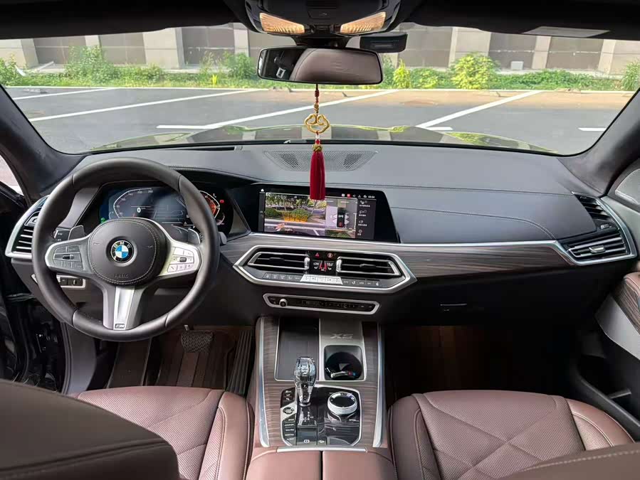 BMW X5 2022 xDrive 40Li Luxury M Sport Package - zdjęcie 5