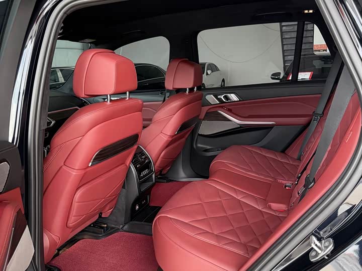 BMW X5 2022 xDrive 40Li M Sport - zdjęcie 15