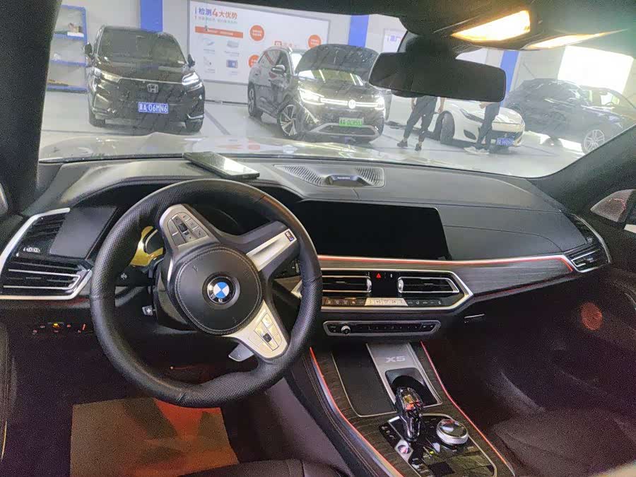 BMW X5 2022 xDrive 40Li M Sport - zdjęcie 5