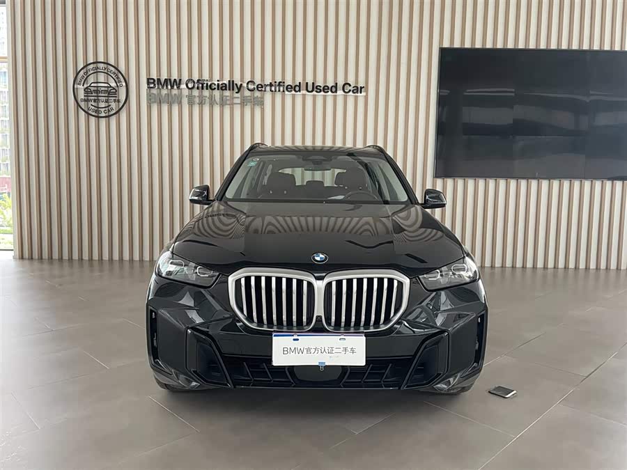BMW X5 2025 xDrive 30Li Luxury M Sport Night Package - zdjęcie 2