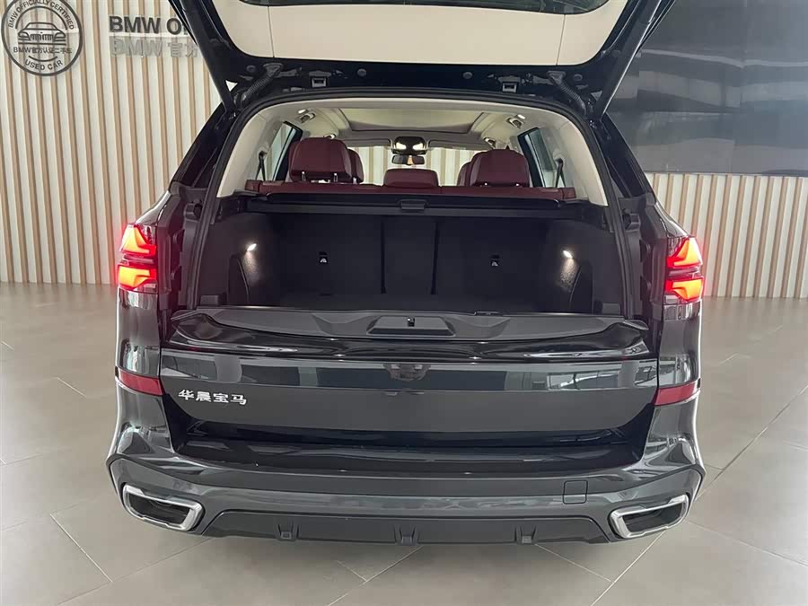 BMW X5 2025 xDrive 30Li Luxury M Sport Night Package - zdjęcie 11