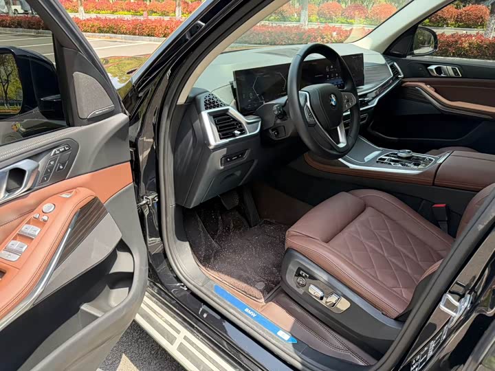BMW X7 2023 xDrive40i Leading Luxury Package - zdjęcie 13