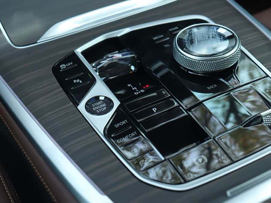BMW X7 2023 xDrive40i Leading Luxury Package - zdjęcie 7