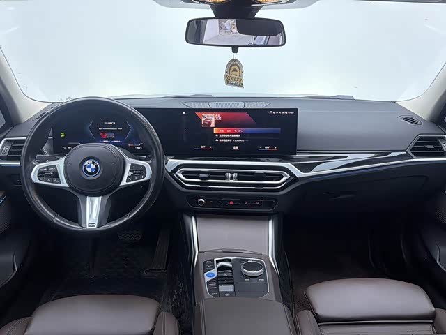 BMW i3 2022 eDrive 35 L - zdjęcie 18