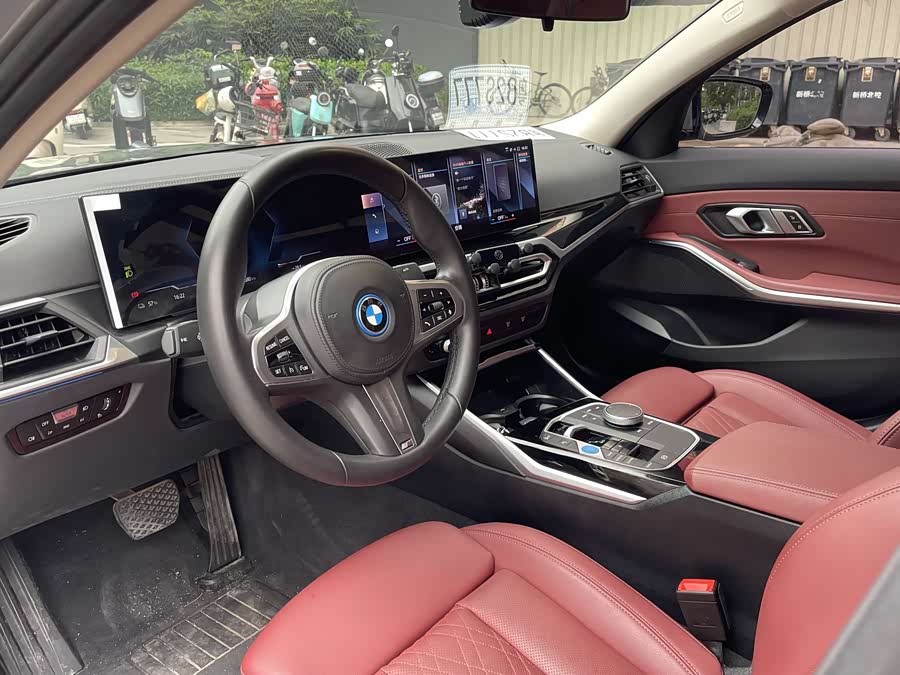 BMW i3 2022 eDrive 35 L - zdjęcie 10