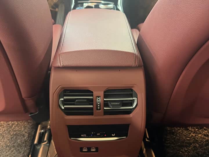BMW i3 2024 eDrive 35 L - zdjęcie 17