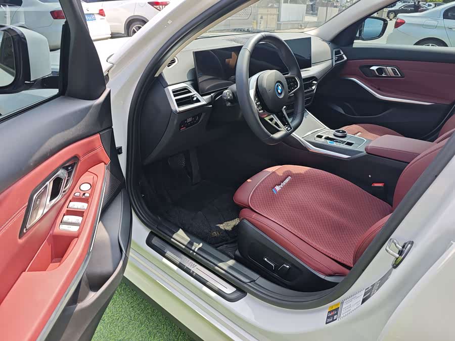 BMW i3 2025 eDrive 35 L - zdjęcie 4