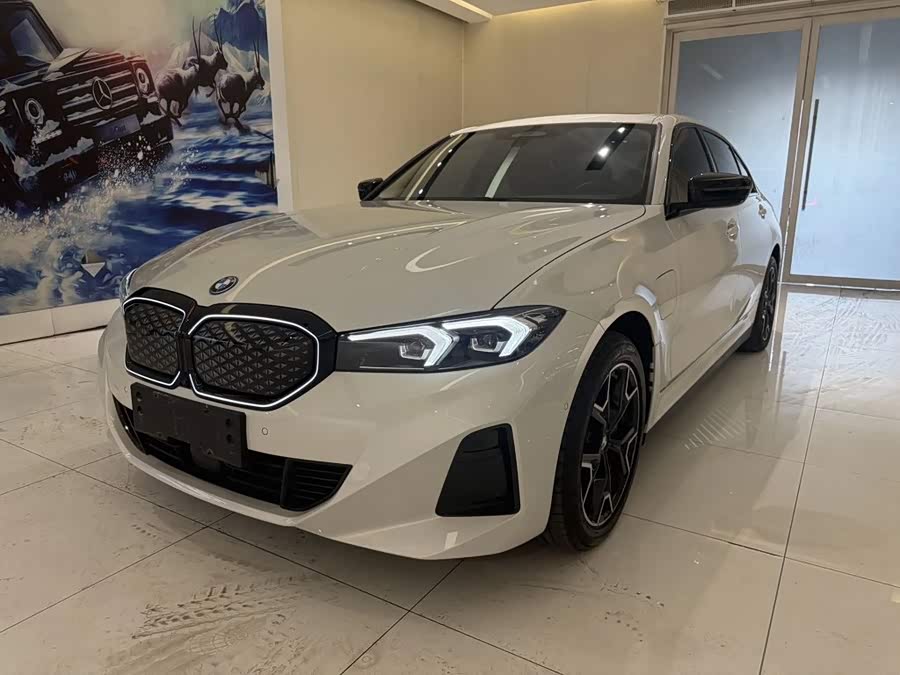 BMW i3 2025 eDrive 40 L Night Package - zdjęcie 1