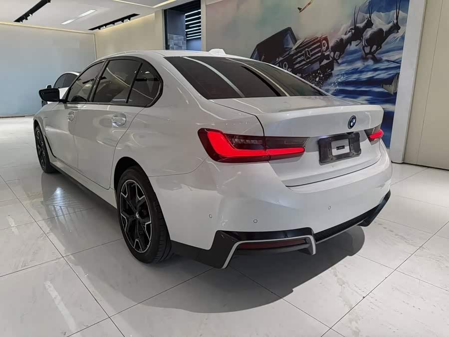 BMW i3 2025 eDrive 40 L Night Package - zdjęcie 6