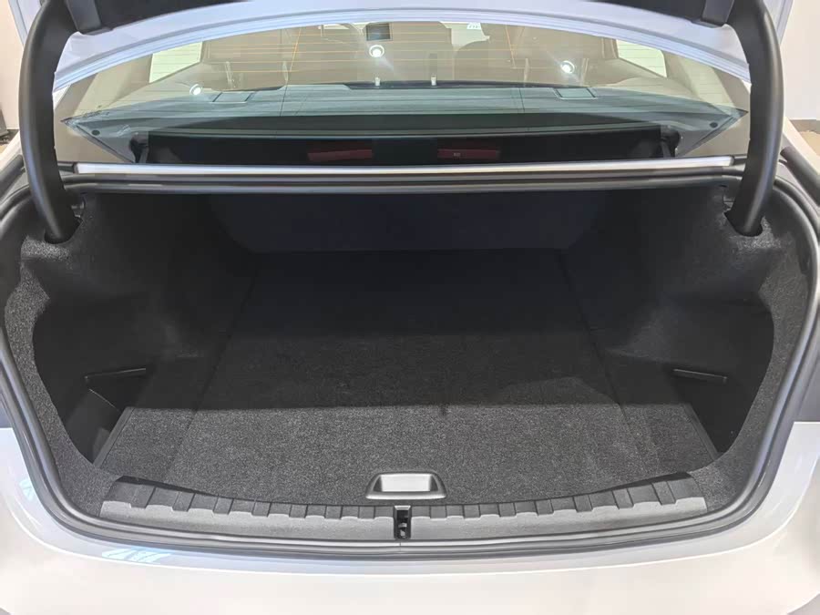 BMW i3 2025 eDrive 40 L Night Package - zdjęcie 8