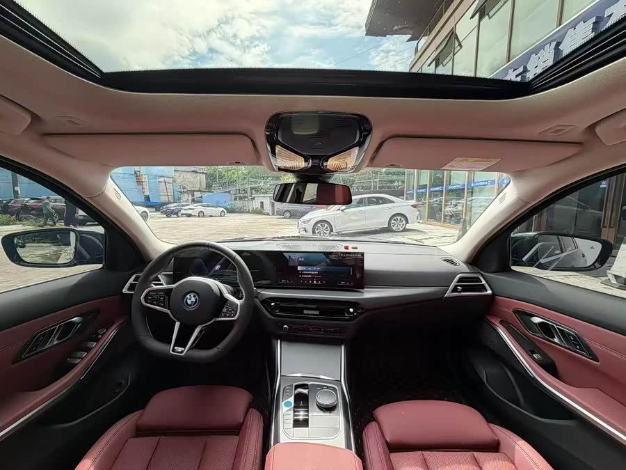 BMW i3 2026 eDrive 35L - zdjęcie 5