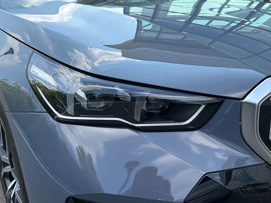 BMW i5 2024 eDrive 35L Luxury M Sport Package - zdjęcie 17