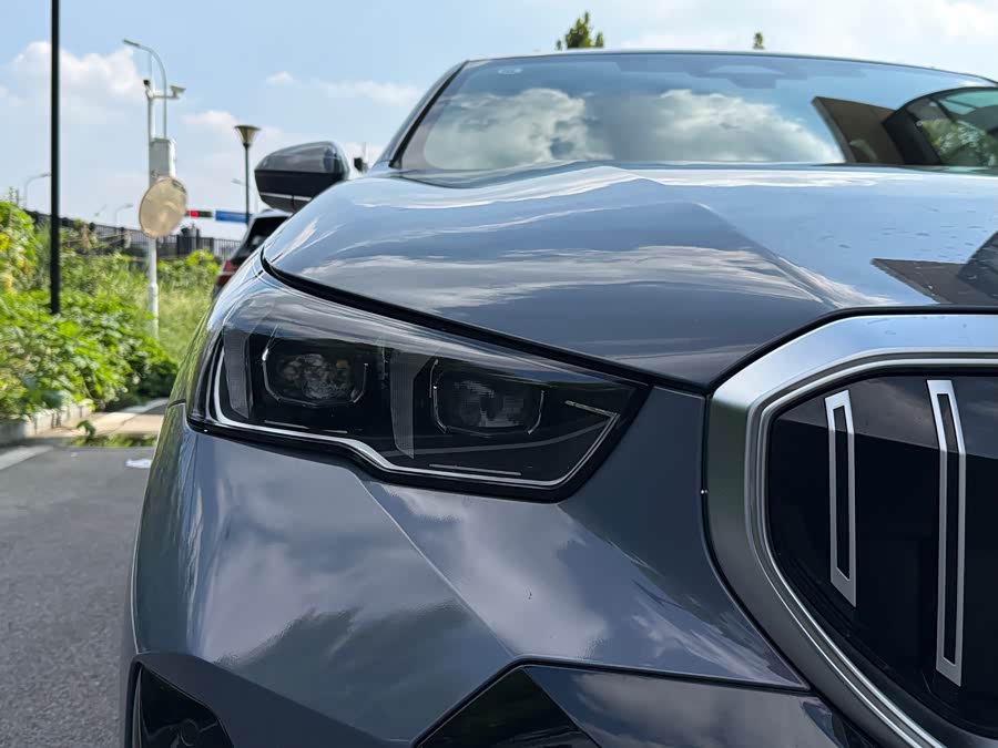 BMW i5 2024 eDrive 35L Luxury M Sport Package - zdjęcie 19