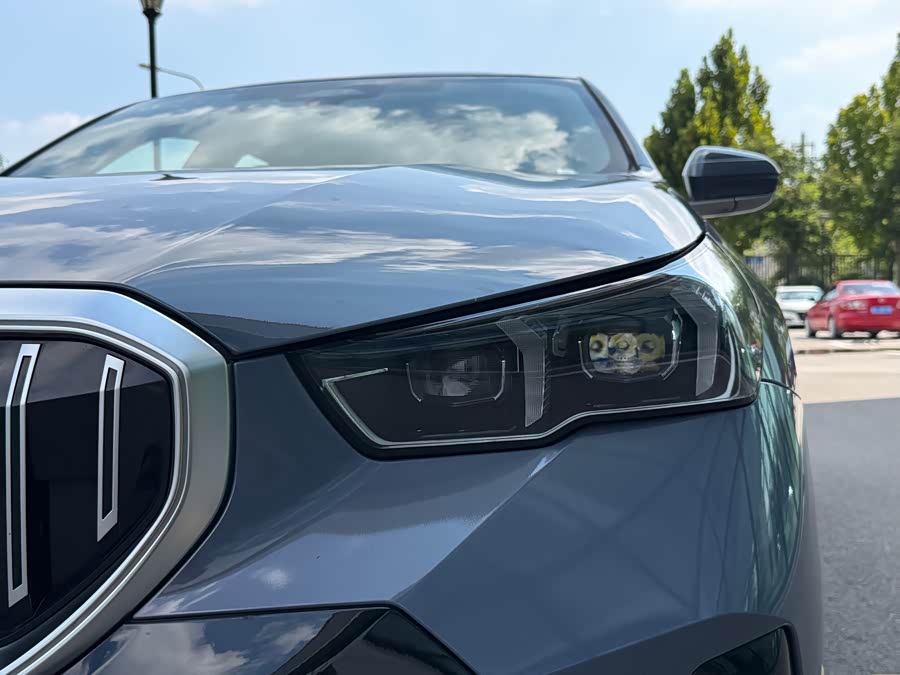 BMW i5 2024 eDrive 35L Luxury M Sport Package - zdjęcie 20