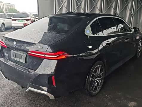 BMW i5 2024 eDrive 35L Luxury Package - zdjęcie 4