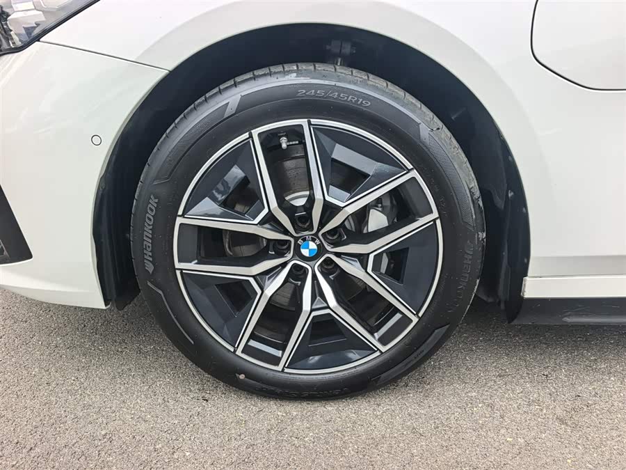 BMW i5 2025 eDrive 35L M Sport - zdjęcie 8