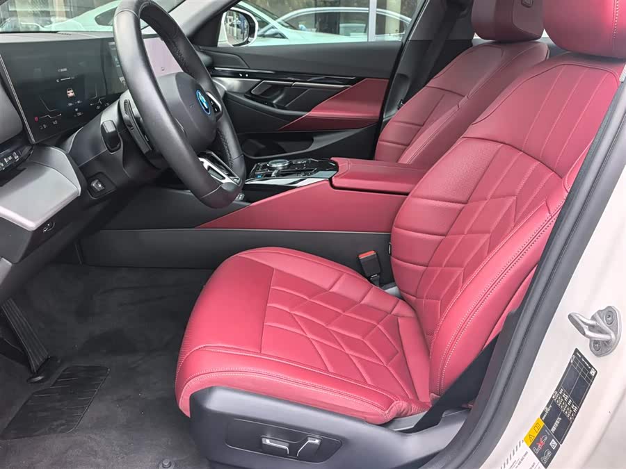 BMW i5 2025 eDrive 35L M Sport - zdjęcie 9