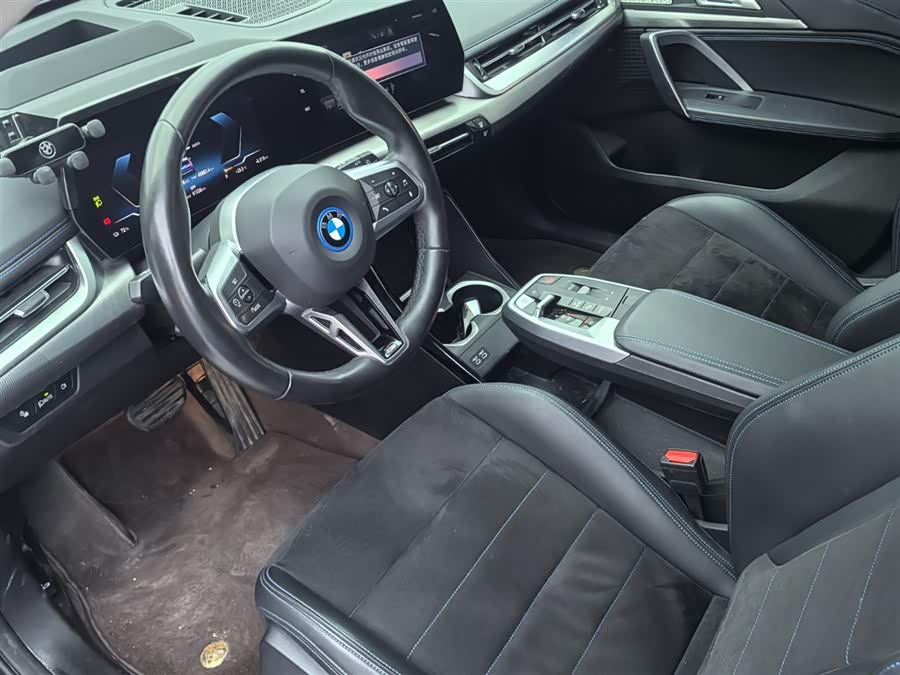 BMW iX1 2023 xDrive30L M Sport - zdjęcie 8