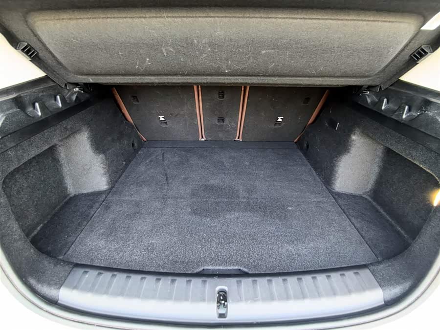 BMW iX1 2025 eDrive25L M Sport Package - zdjęcie 16