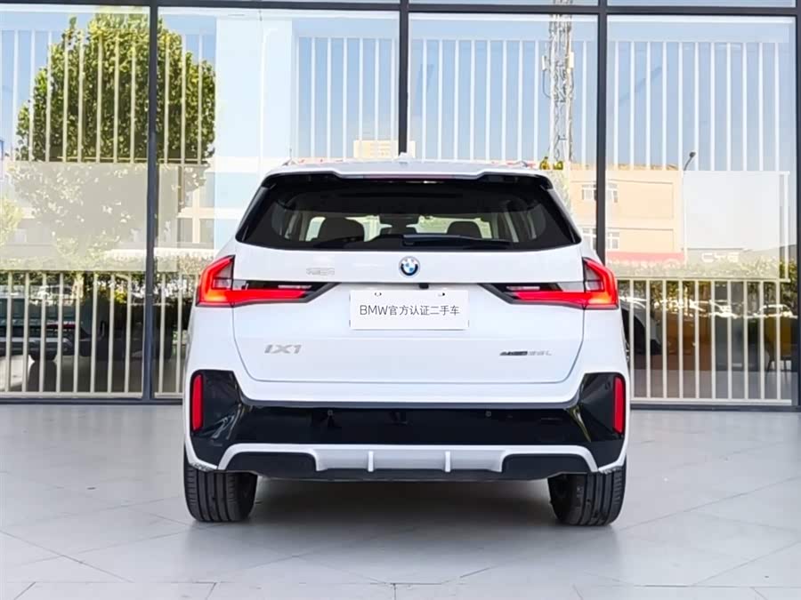 BMW iX1 2025 eDrive25L M Sport Package - zdjęcie 4