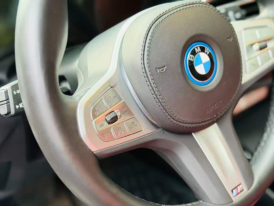 BMW iX3 2023 Leading Edition - zdjęcie 9