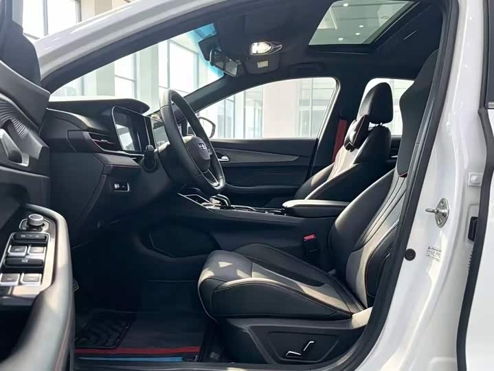 Binrui 2022 Binrui COOL 1.5T DCT - zdjęcie 14