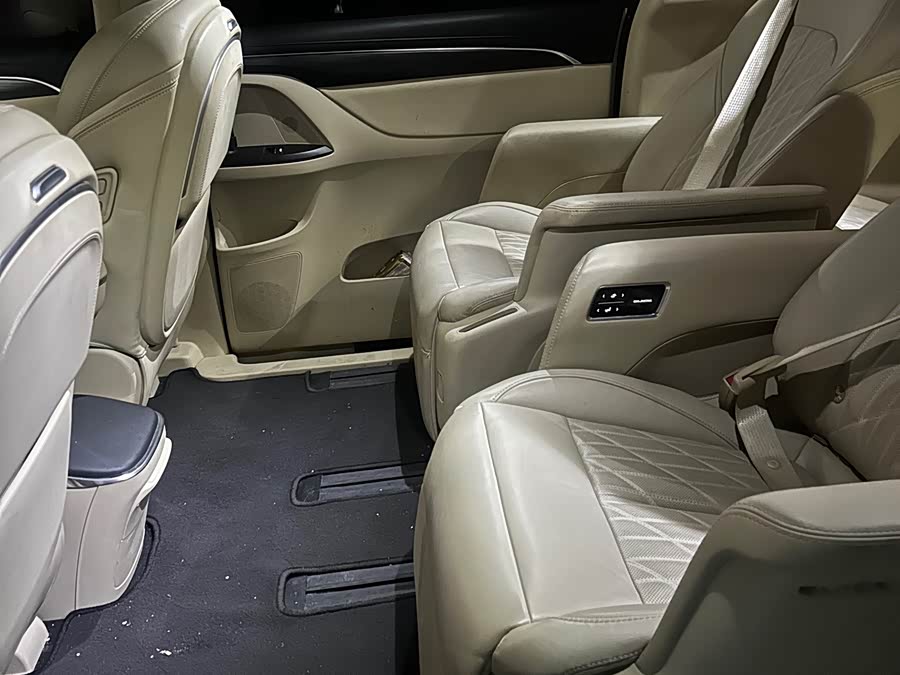 Buick GL8 2023 ES Luxurious - zdjęcie 4