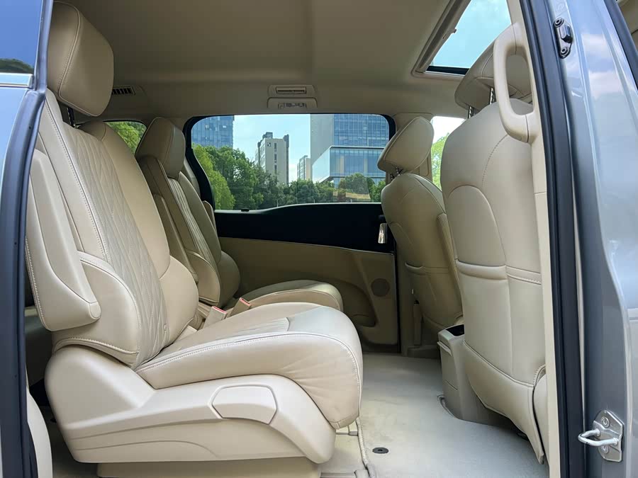 Buick GL8 2023 Land Business Class 652T Luxury - zdjęcie 15