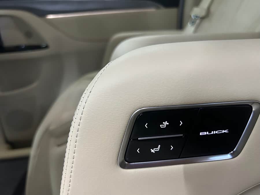 Buick GL8 New Energy 2025 Luxurious Version - zdjęcie 19