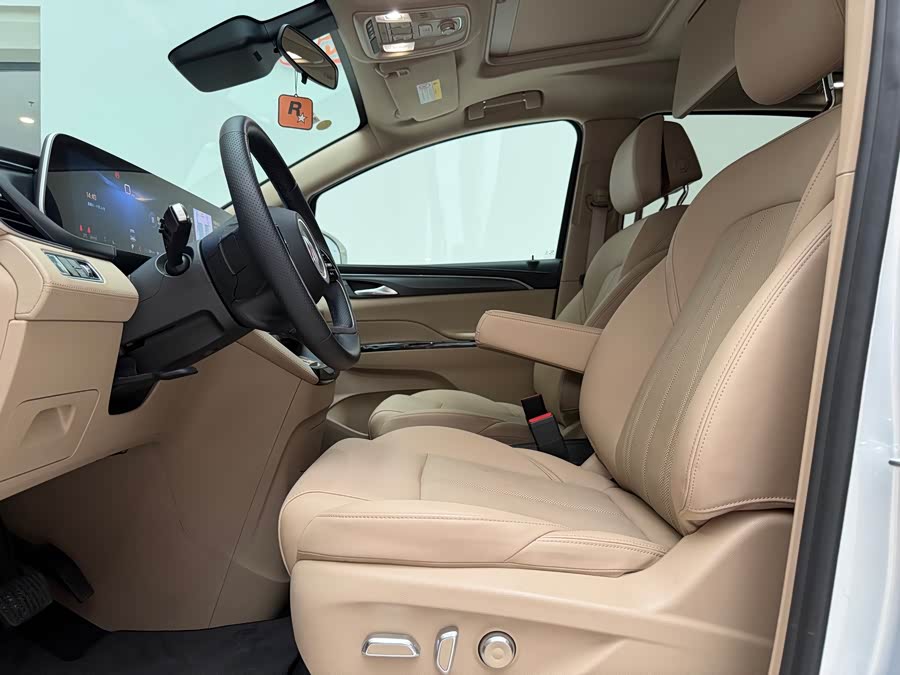 Buick GL8 New Energy 2025 Luxurious Version - zdjęcie 4