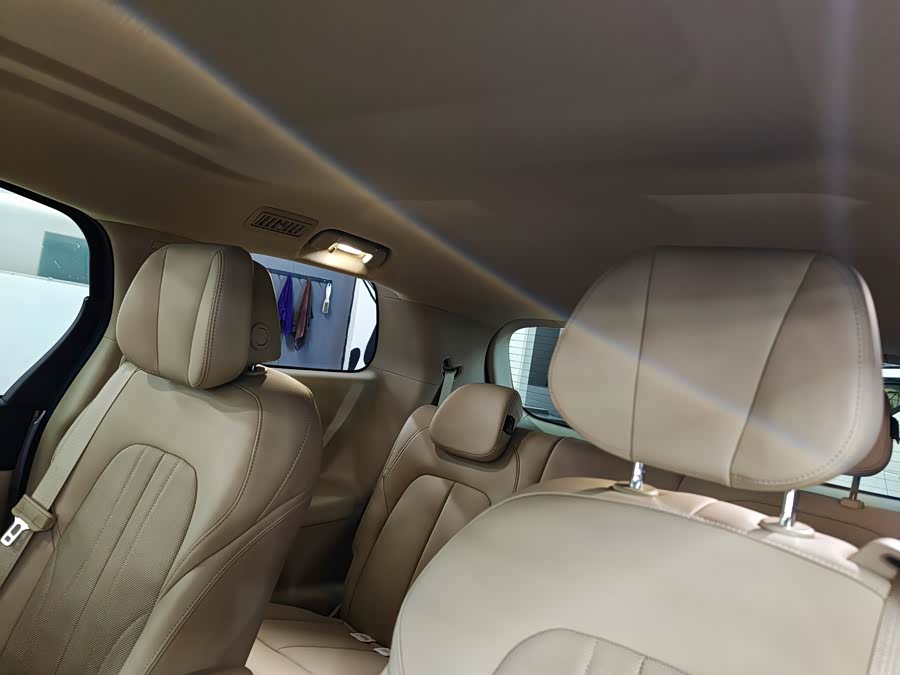 Buick GL8 New Energy 2025 Luxurious Version - zdjęcie 7
