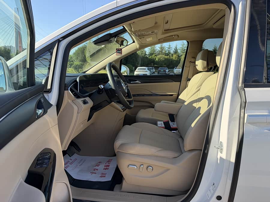 Buick GL8 New Energy 2025 Luxurious Version - zdjęcie 8