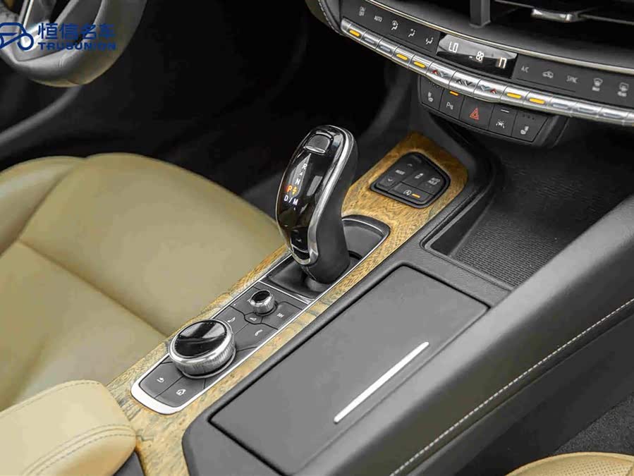 Cadillac CT5 2023 28T Premium - zdjęcie 19
