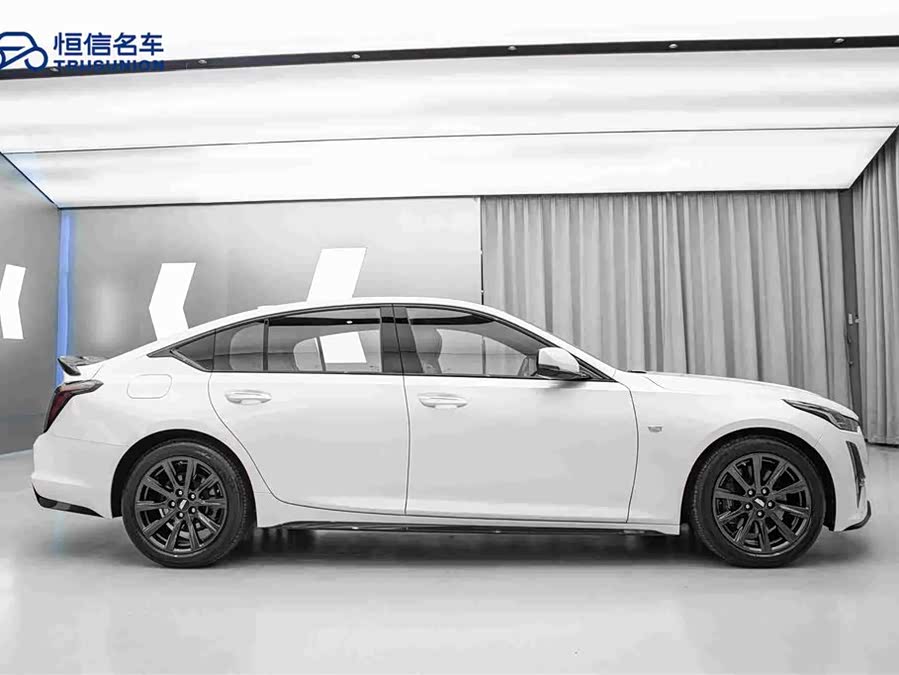 Cadillac CT5 2023 28T Premium - zdjęcie 4