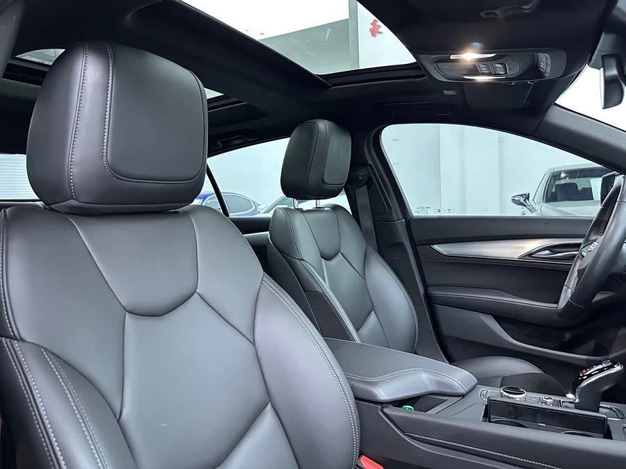 Cadillac CT5 2024 28T Luxury - zdjęcie 16