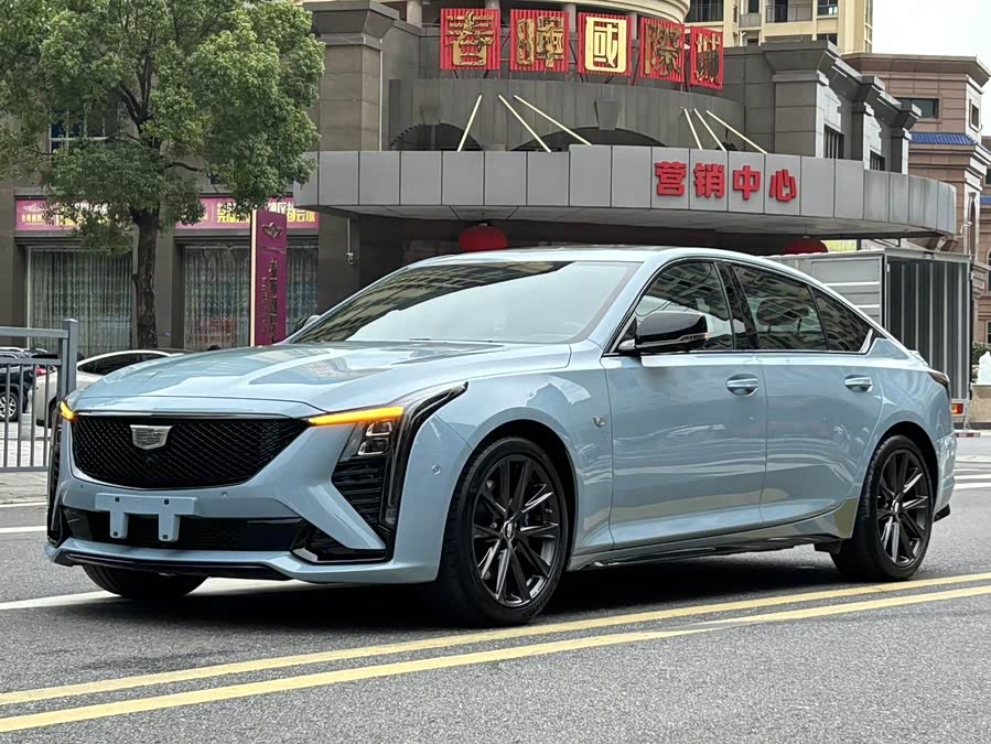 Cadillac CT5 2025 28T Track Performance Edition + Peak Track Package - zdjęcie 1