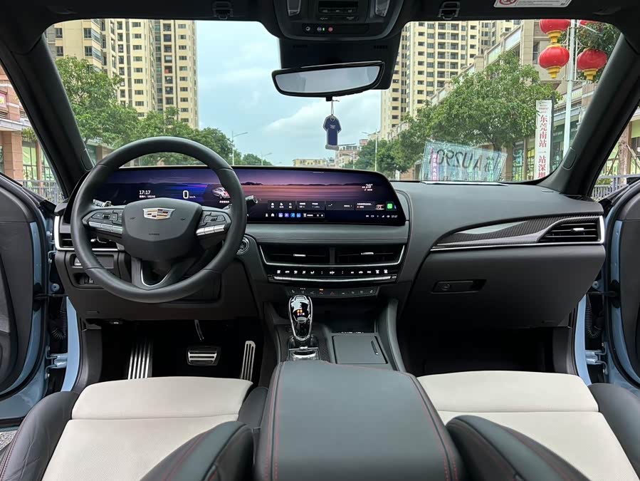 Cadillac CT5 2025 28T Track Performance Edition + Peak Track Package - zdjęcie 12