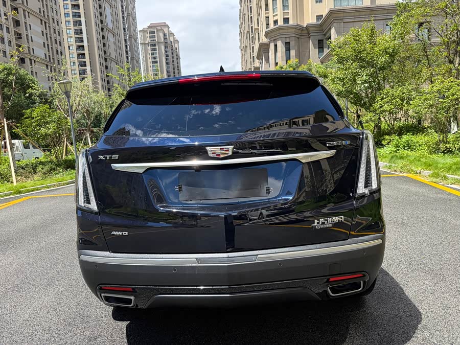 Cadillac XT5 2022 2.0T 4WD Luxury (Hummingbird Edition) - zdjęcie 11