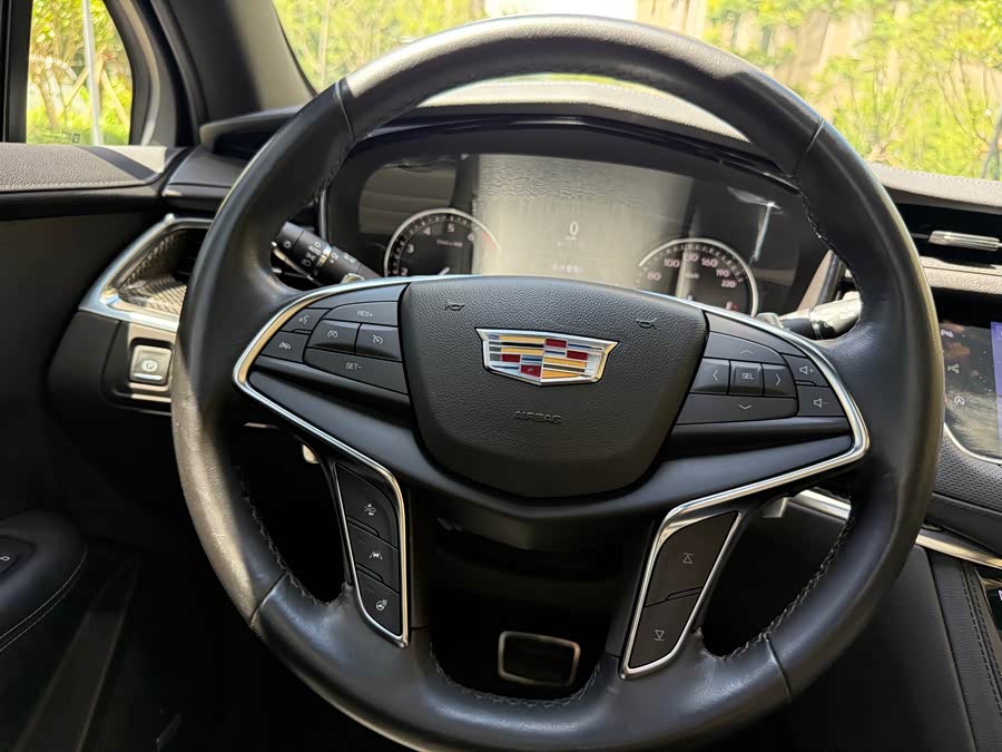 Cadillac XT5 2022 2.0T 4WD Luxury (Hummingbird Edition) - zdjęcie 15
