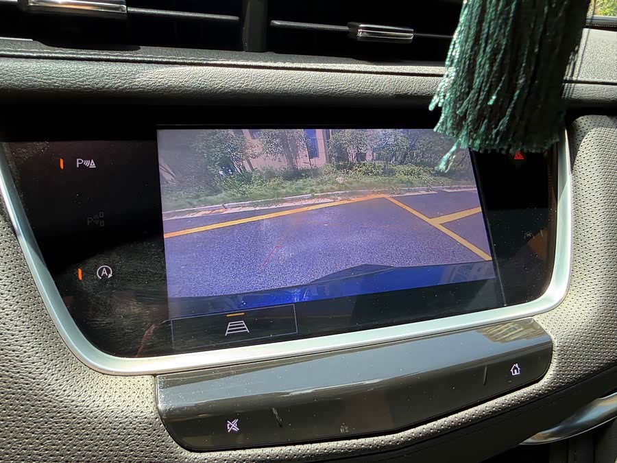 Cadillac XT5 2022 2.0T 4WD Luxury (Hummingbird Edition) - zdjęcie 18