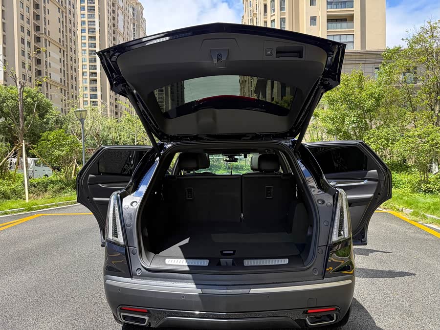 Cadillac XT5 2022 2.0T 4WD Luxury (Hummingbird Edition) - zdjęcie 5