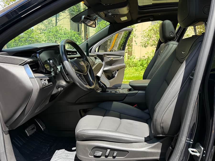 Cadillac XT5 2022 2.0T 4WD Luxury (Hummingbird Edition) - zdjęcie 8