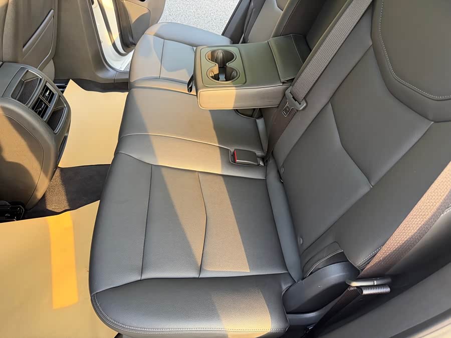 Cadillac XT5 2024 2.0T 2WD Fashion - zdjęcie 16