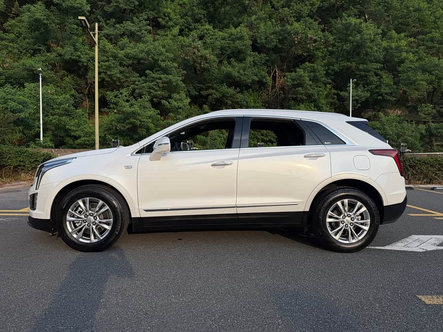 Cadillac XT5 2024 2.0T 2WD Fashion - zdjęcie 4