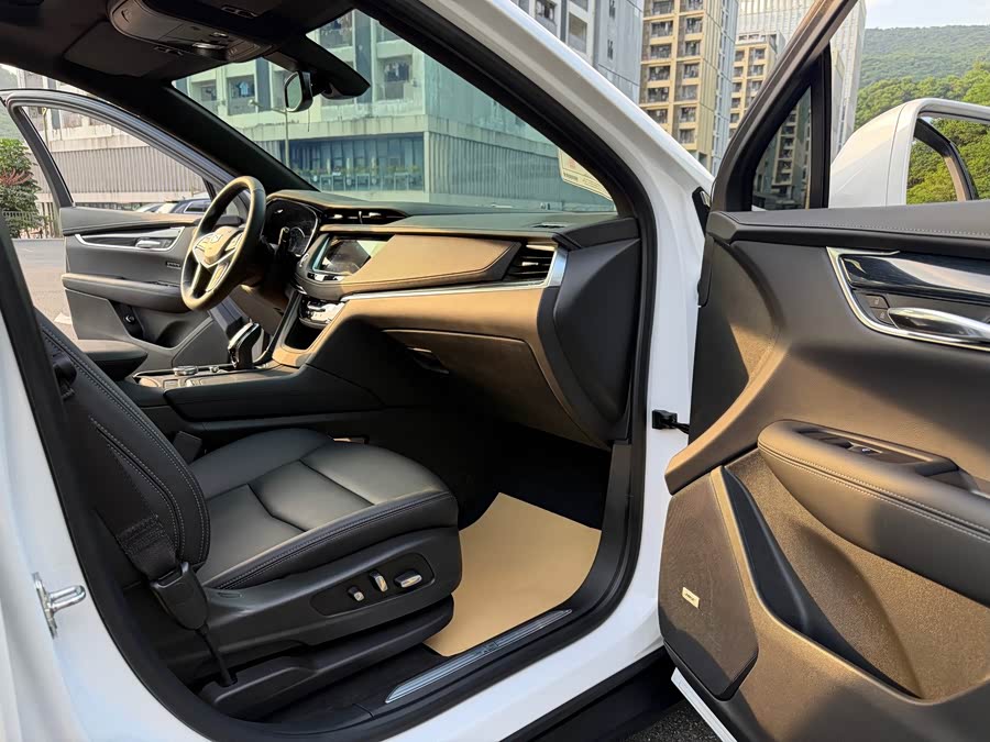 Cadillac XT5 2024 2.0T 2WD Fashion - zdjęcie 7