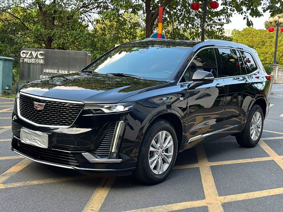 Cadillac XT6 2022 2.0T 7-Seater 4WD Fashion - zdjęcie 1