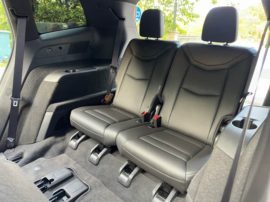 Cadillac XT6 2022 2.0T 7-Seater 4WD Fashion - zdjęcie 13