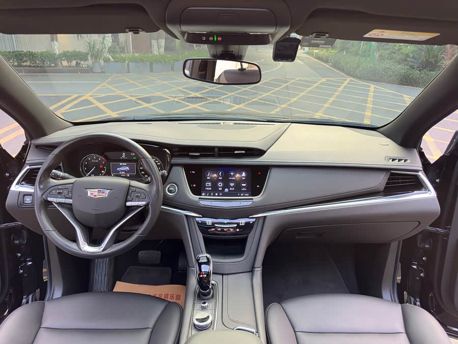 Cadillac XT6 2022 2.0T 7-Seater 4WD Fashion - zdjęcie 8