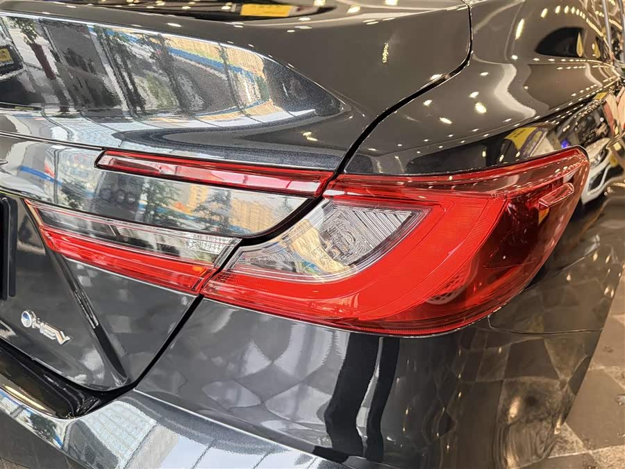 Camry 2024 2.0T Luxury - zdjęcie 14