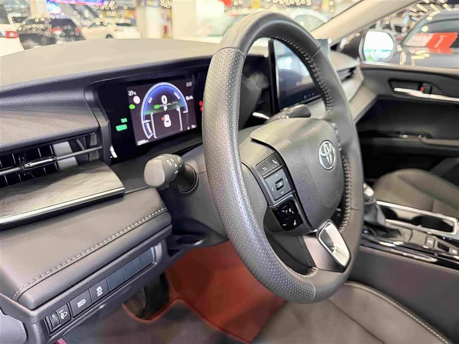 Camry 2024 2.0T Luxury - zdjęcie 16